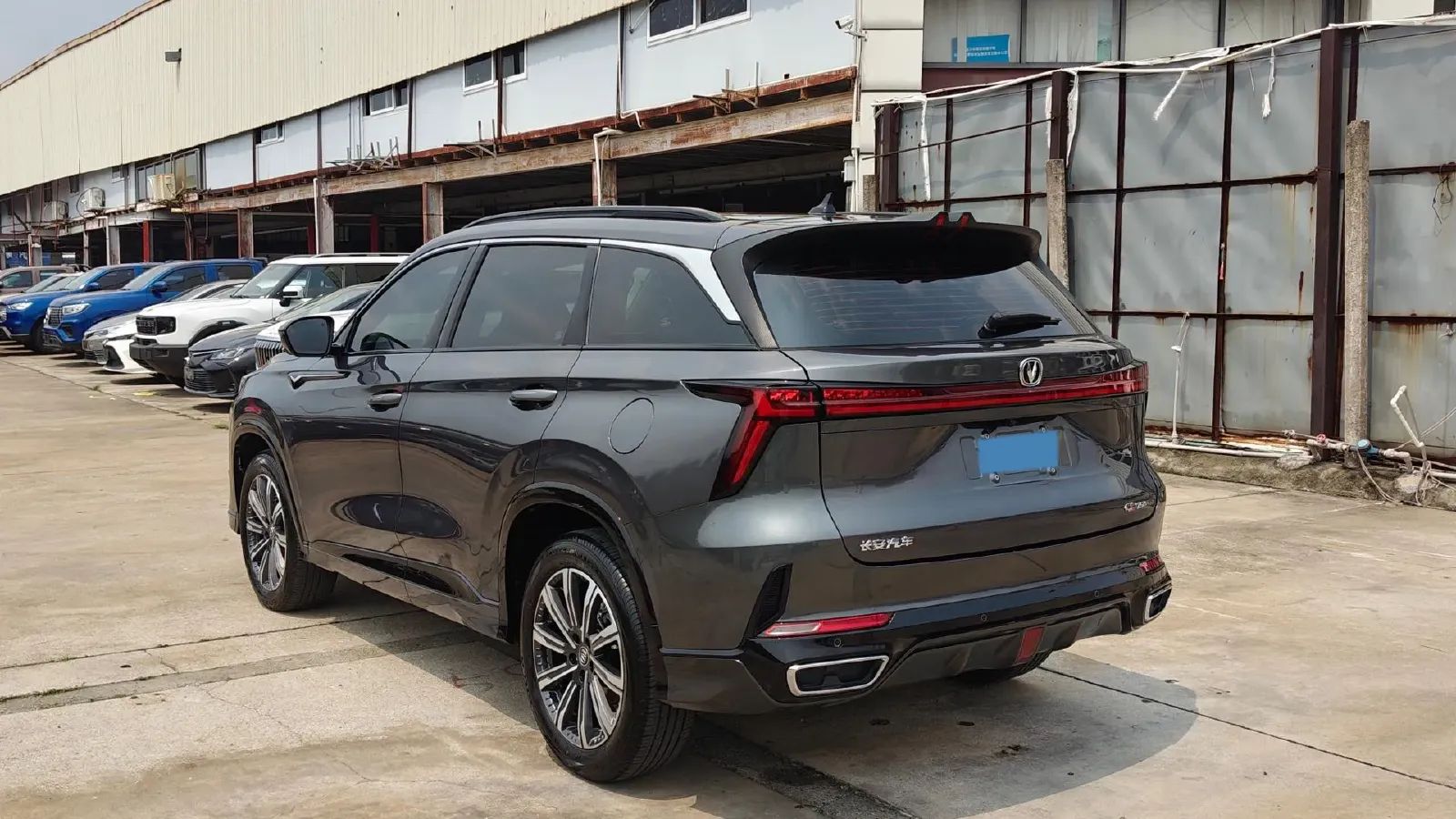 2024 ChangAn CS75 Plus 1.5T 188HP L4 8AT,autocango,china used car exporter,china ev exporter,chinese used car exporter,chinese used ev exporter
