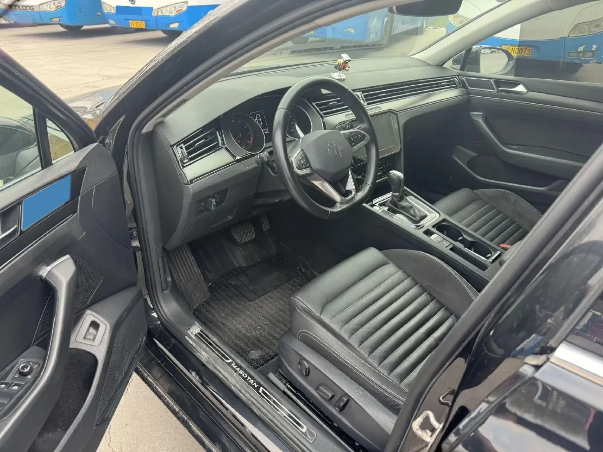 2020 Volkswagen Magotan 2.0T 186HP L4 7DCT,autocango,china used car exporter,china ev exporter,chinese used car exporter,chinese used ev exporter