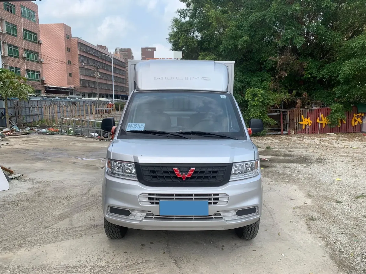 2023 WuLing RongGuang New Truck 1.5L 102HP L4 5MT,autocango,china used car exporter,china ev exporter,chinese used car exporter,chinese used ev exporter