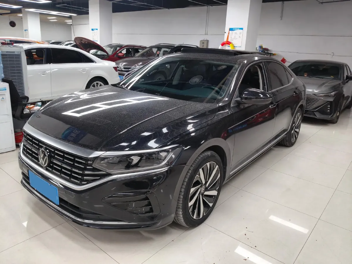 2023 Volkswagen Passat 2.0T 186HP L4 7DCT,autocango,china used car exporter,china ev exporter,chinese used car exporter,chinese used ev exporter