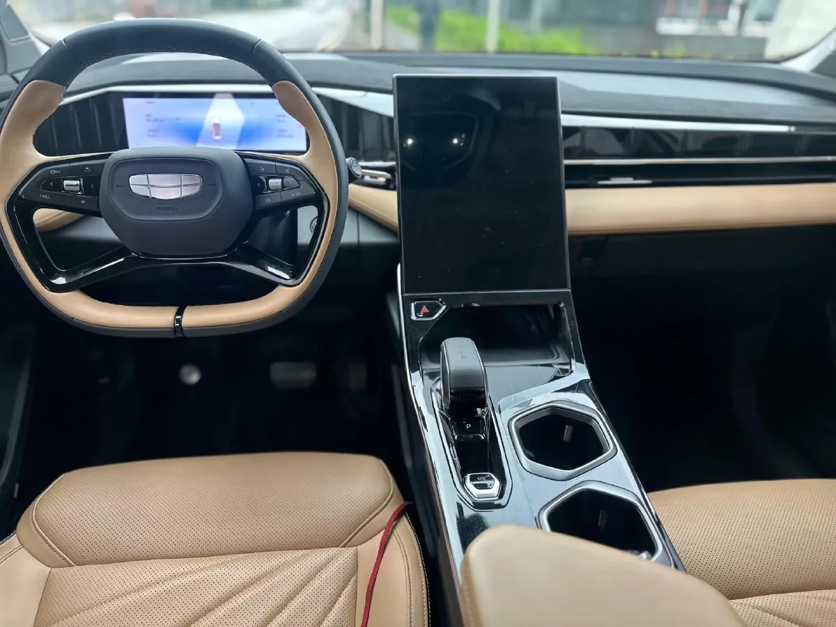 2023 Geely StarRay 1.5T 181HP L4 7DCT,autocango,china used car exporter,china ev exporter,chinese used car exporter,chinese used ev exporter