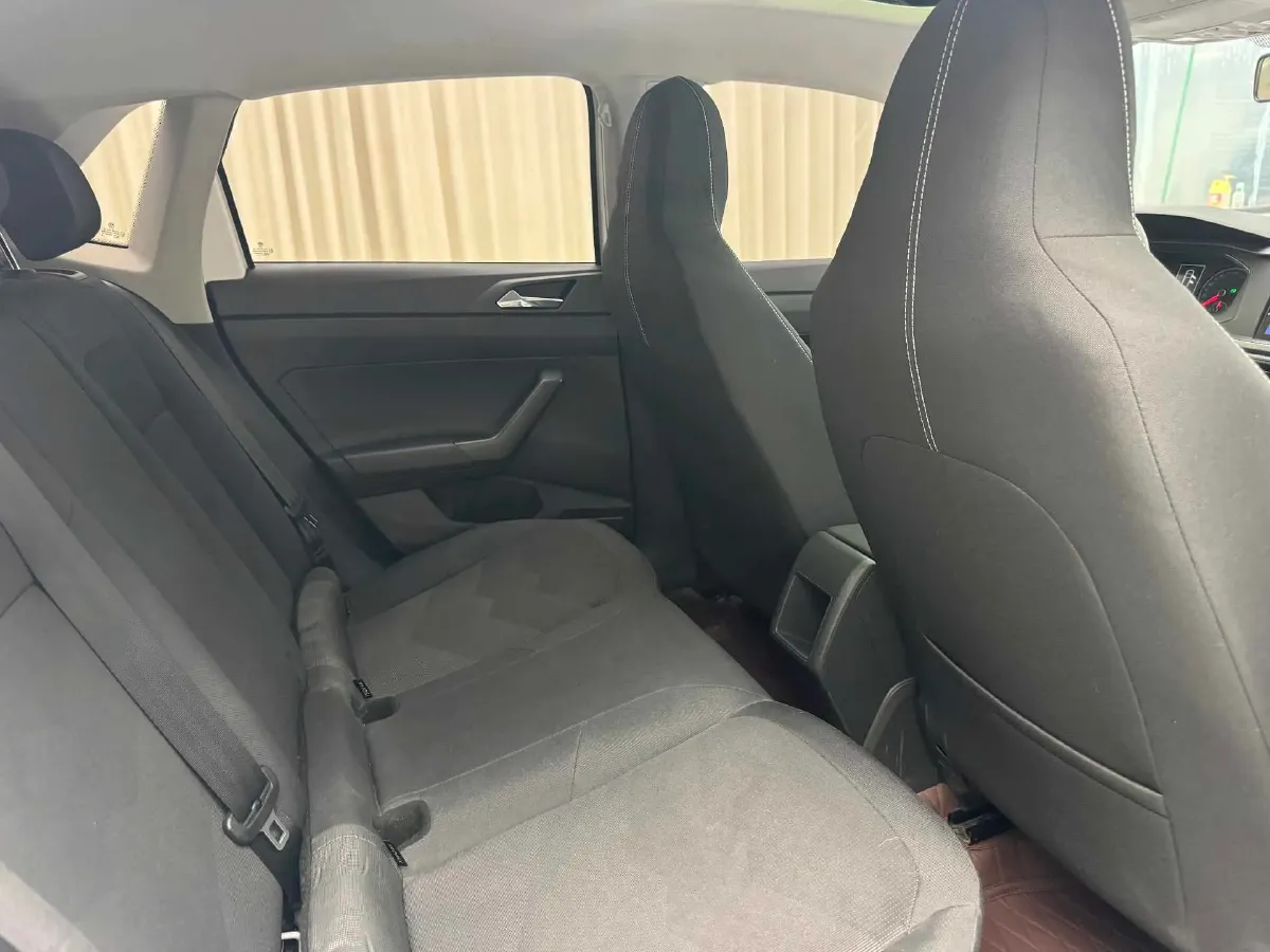 2019 Volkswagen Polo 1.5L 113HP L4 6AT,autocango,china used car exporter,china ev exporter,chinese used car exporter,chinese used ev exporter