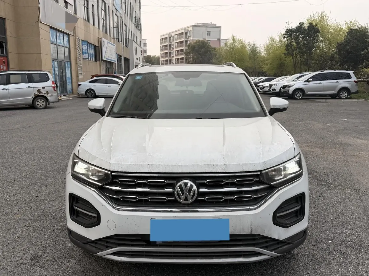 2019 Jeep Cherokee 2.0T 234HP L4 9AT,autocango,china used car exporter,china ev exporter,chinese used car exporter,chinese used ev exporter