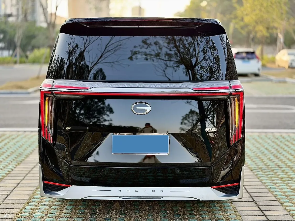 2024 GAC Trumpchi M8 2.0T 252HP L4 8AT,autocango,china used car exporter,china ev exporter,chinese used car exporter,chinese used ev exporter