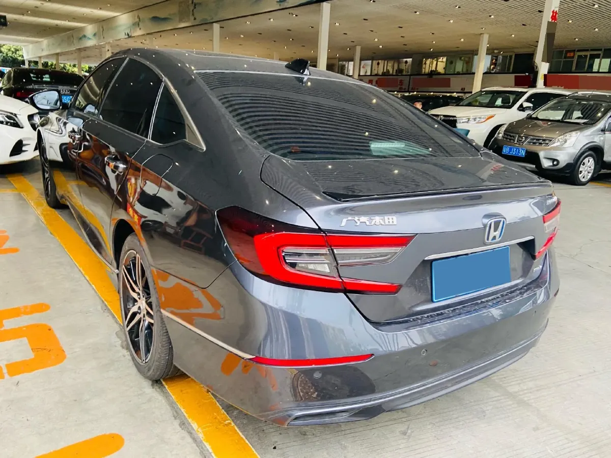 2022 Honda Accord 2.0L 146HP L4 E-CVT Hybrid,autocango,china used car exporter,china ev exporter,chinese used car exporter,chinese used ev exporter