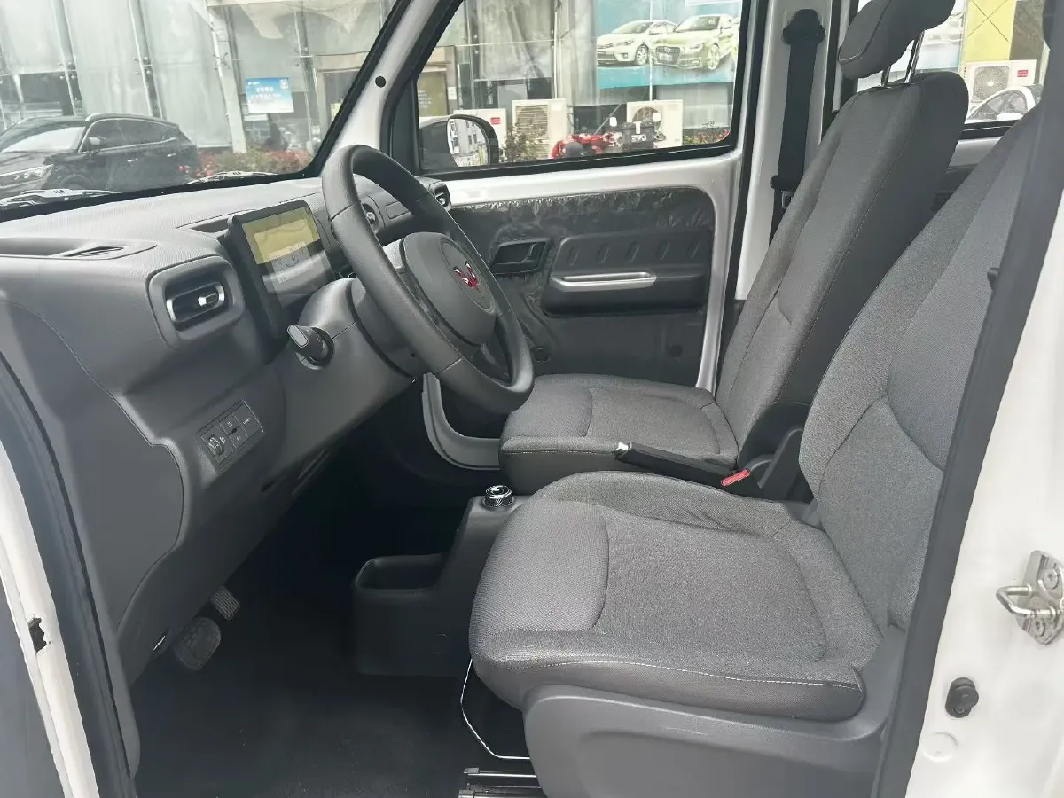 2025 WuLing ZhiGuang BEV 17.7KWH,autocango,china used car exporter,china ev exporter,chinese used car exporter,chinese used ev exporter