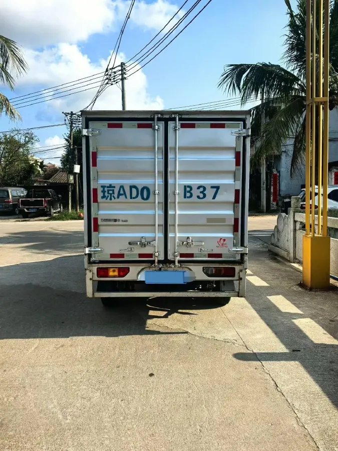 2021 WuLing RongGuang New Truck 1.5L 99HP L4 5MT,autocango,china used car exporter,china ev exporter,chinese used car exporter,chinese used ev exporter