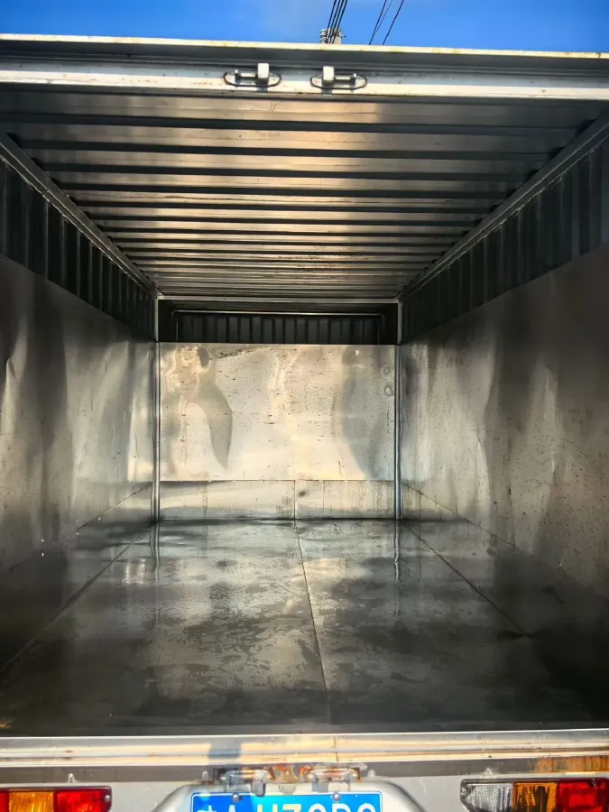 2021 WuLing RongGuang New Truck 1.5L 99HP L4 5MT,autocango,china used car exporter,china ev exporter,chinese used car exporter,chinese used ev exporter