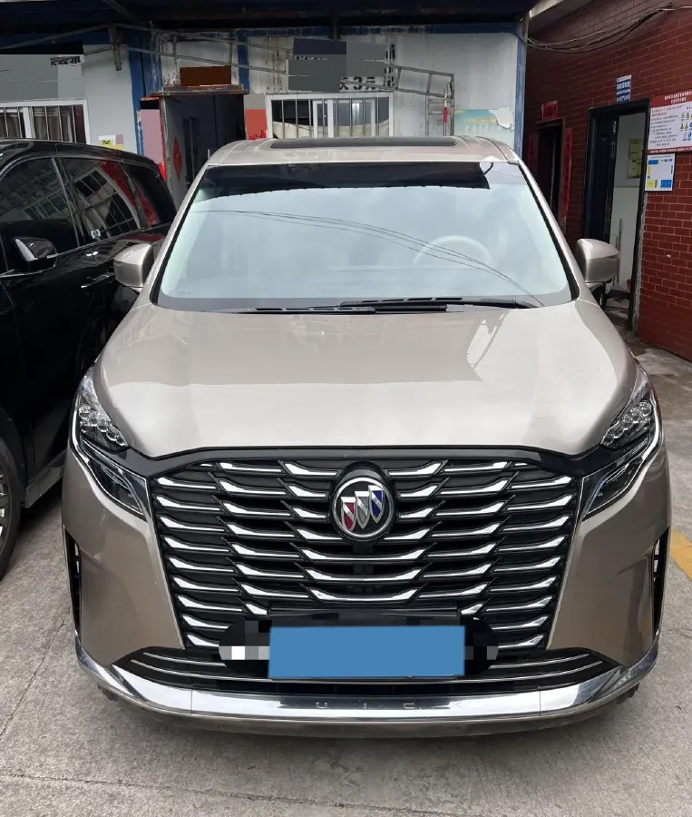 2023 Buick GL8 2.0T 237HP L4 9AT,autocango,china used car exporter,china ev exporter,chinese used car exporter,chinese used ev exporter
