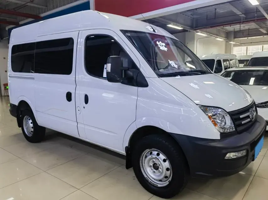 2021 MAXUS XinTu V80 2.0T 139HP L4 6MT,autocango,china used car exporter,china ev exporter,chinese used car exporter,chinese used ev exporter