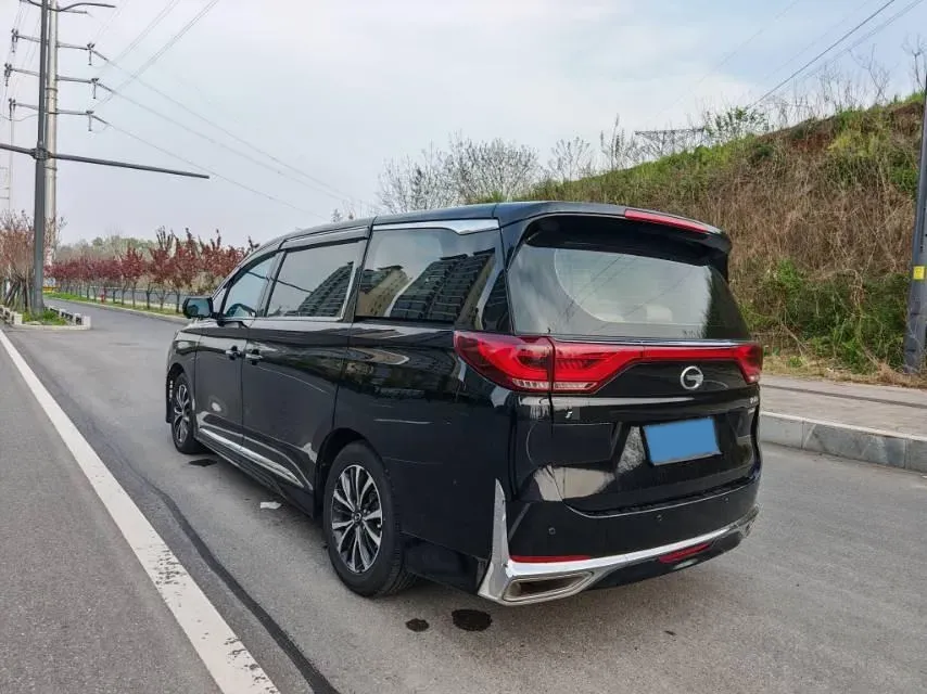 2021 GAC Trumpchi M8 2.0T 252HP L4 8AT,autocango,china used car exporter,china ev exporter,chinese used car exporter,chinese used ev exporter