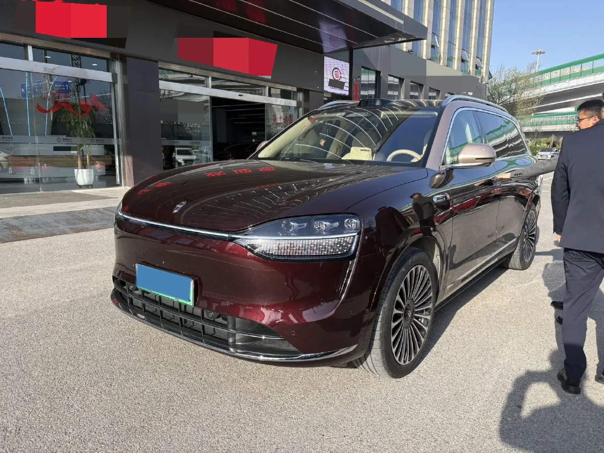 2025 AITO AITO M9 REEV 160HP REEV 52KWH,autocango,china used car exporter,china ev exporter,chinese used car exporter,chinese used ev exporter