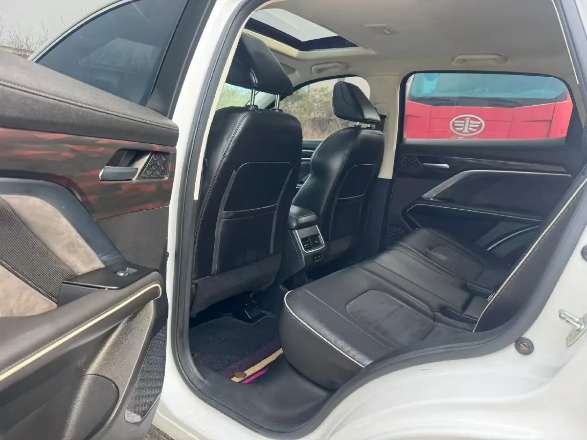 2021 Haval H6 1.5T 150HP L4 7DCT,autocango,china used car exporter,china ev exporter,chinese used car exporter,chinese used ev exporter