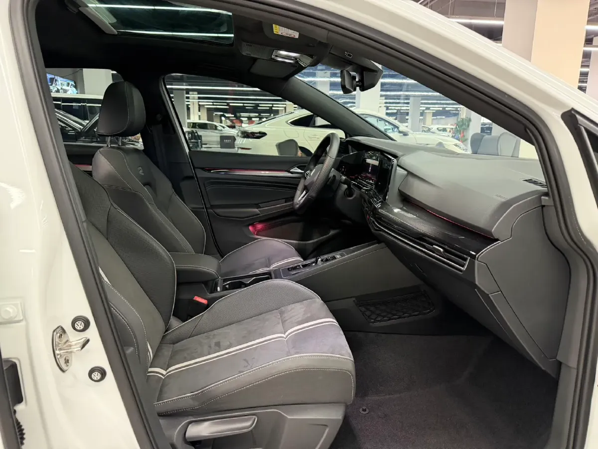 2021 Volkswagen Golf 1.4T 150HP L4 7DCT,autocango,china used car exporter,china ev exporter,chinese used car exporter,chinese used ev exporter