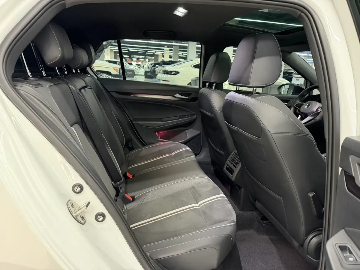 2021 Volkswagen Golf 1.4T 150HP L4 7DCT,autocango,china used car exporter,china ev exporter,chinese used car exporter,chinese used ev exporter