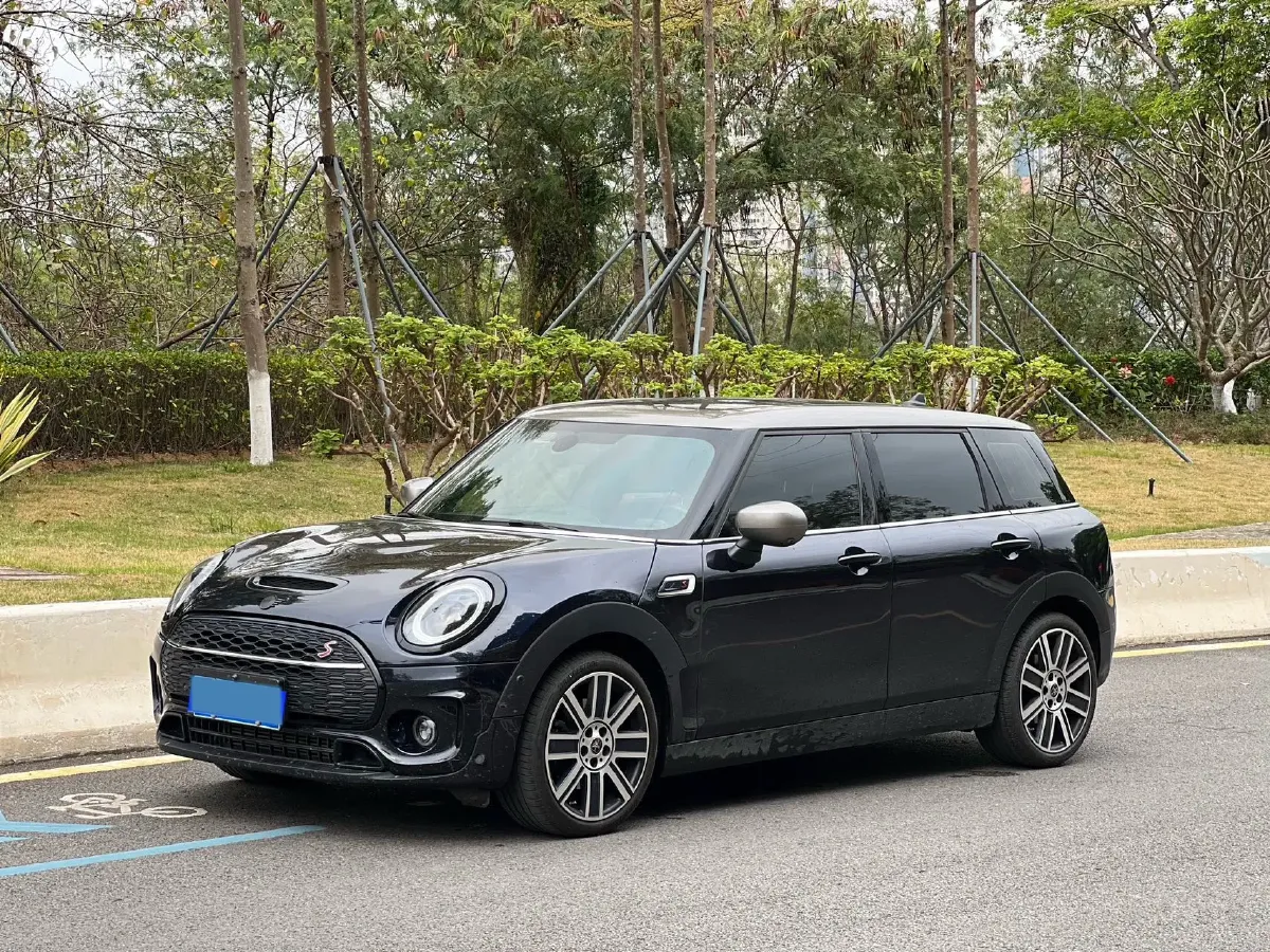 2023 MINI CLUBMAN 2.0T 178HP L4 7DCT,autocango,china used car exporter,china ev exporter,chinese used car exporter,chinese used ev exporter