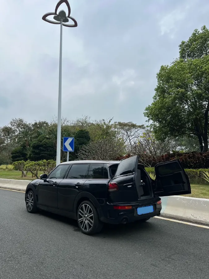 2023 MINI CLUBMAN 2.0T 178HP L4 7DCT,autocango,china used car exporter,china ev exporter,chinese used car exporter,chinese used ev exporter