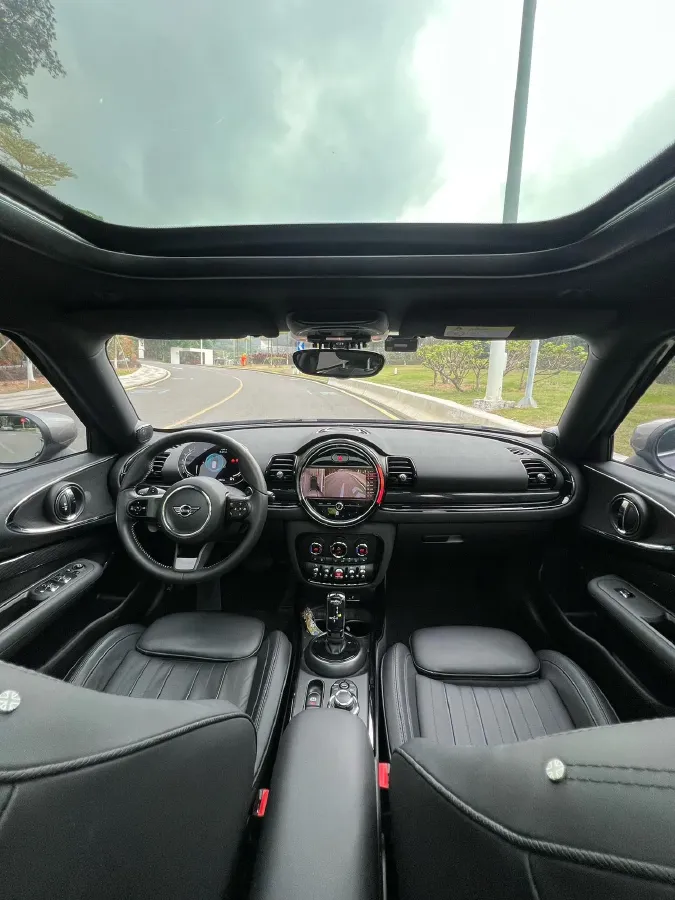 2023 MINI CLUBMAN 2.0T 178HP L4 7DCT,autocango,china used car exporter,china ev exporter,chinese used car exporter,chinese used ev exporter