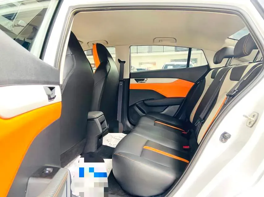 2023 DongFeng Aeolus YiXuan 1.5L 125HP L4 6DCT,autocango,china used car exporter,china ev exporter,chinese used car exporter,chinese used ev exporter