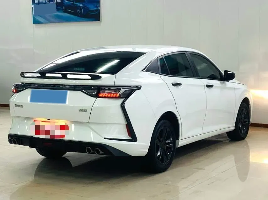 2023 DongFeng Aeolus YiXuan 1.5L 125HP L4 6DCT,autocango,china used car exporter,china ev exporter,chinese used car exporter,chinese used ev exporter