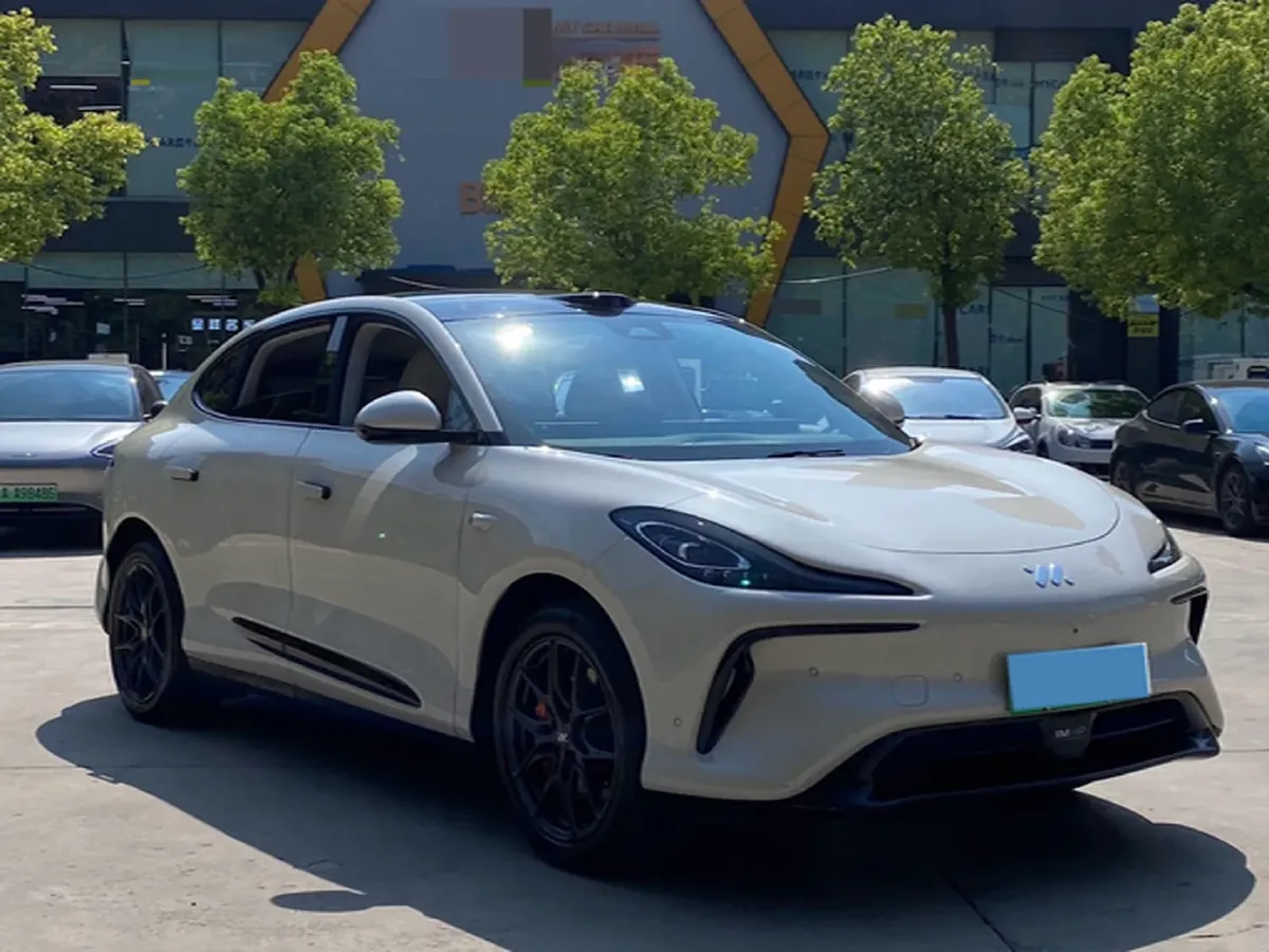 2023 IM LS6 BEV 71KWH,autocango,china used car exporter,china ev exporter,chinese used car exporter,chinese used ev exporter
