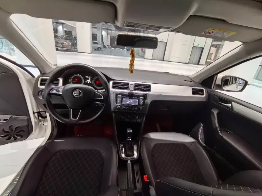 2017 Skoda Octavia 1.4T 150HP L4 7DCT,autocango,china used car exporter,china ev exporter,chinese used car exporter,chinese used ev exporter