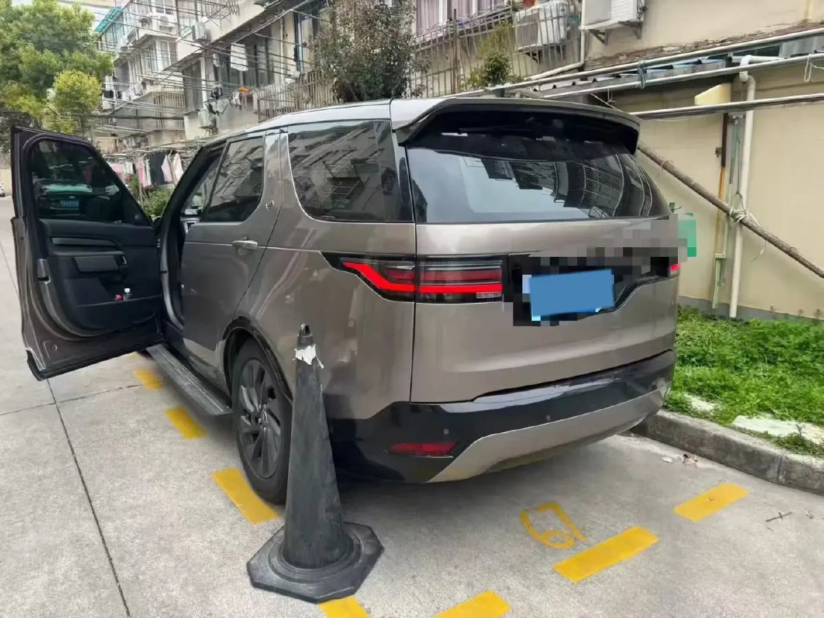 2021 Land Rover Discovery 3.0T 360HP L6 8AT,autocango,china used car exporter,china ev exporter,chinese used car exporter,chinese used ev exporter