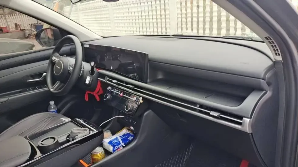 2025 Hyundai Tucson 1.5T 200HP L4 8AT,autocango,china used car exporter,china ev exporter,chinese used car exporter,chinese used ev exporter