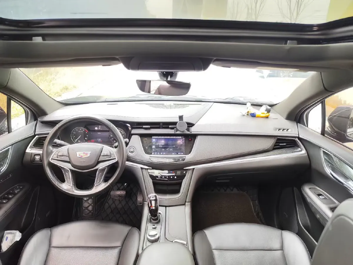 2020 Cadillac XT5 2.0T 241HP L4 9AT,autocango,china used car exporter,china ev exporter,chinese used car exporter,chinese used ev exporter