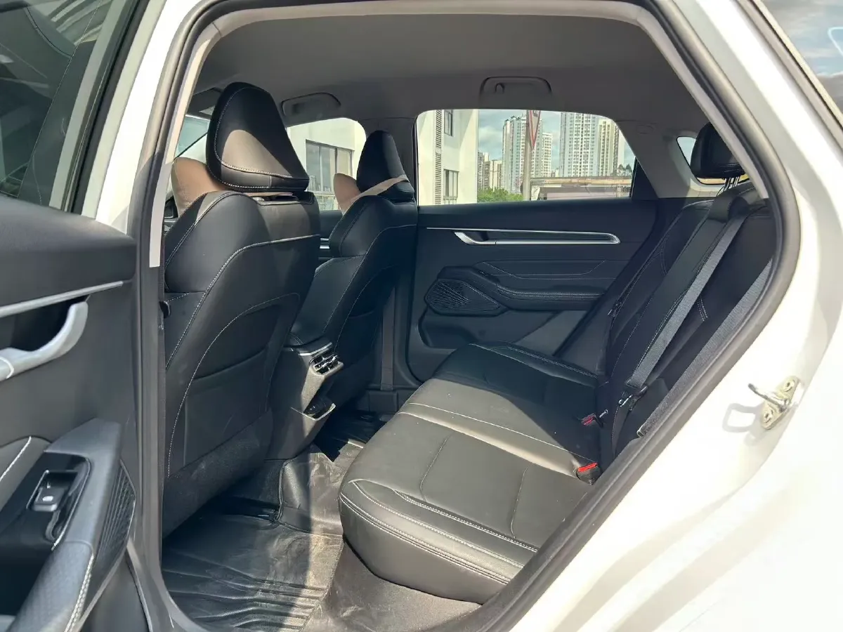 2025 Geely Emgrand 1.5L 127HP L4 CVT,autocango,china used car exporter,china ev exporter,chinese used car exporter,chinese used ev exporter