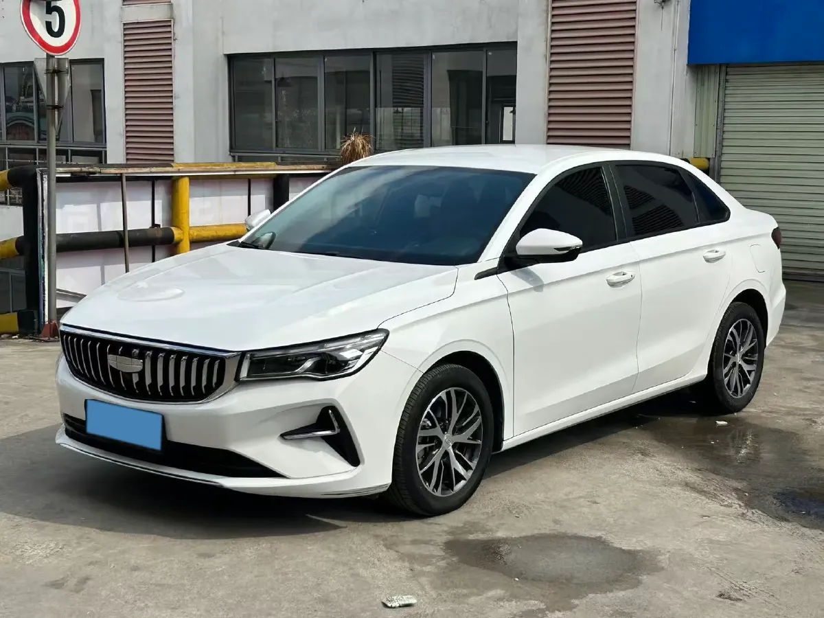 2025 Geely Emgrand 1.5L 127HP L4 CVT,autocango,china used car exporter,china ev exporter,chinese used car exporter,chinese used ev exporter
