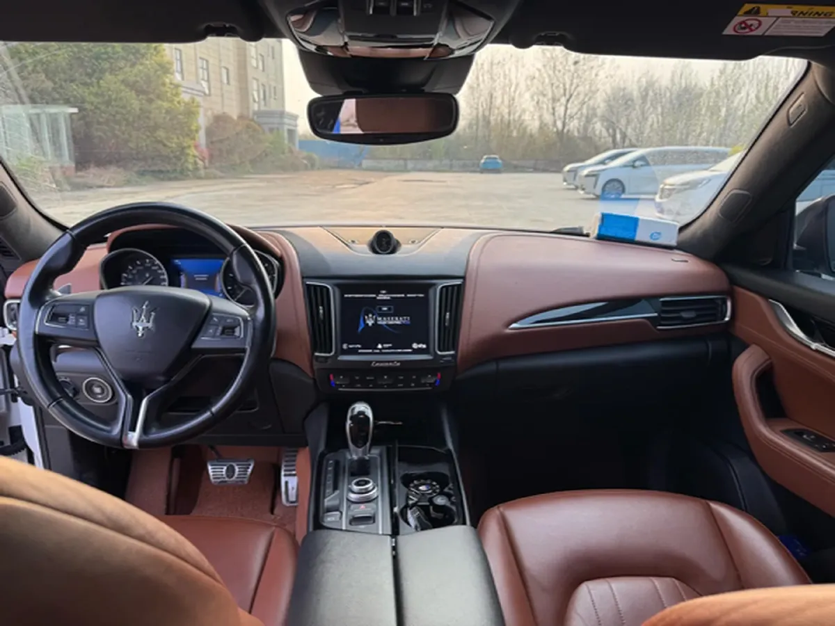 2018 Maserati Levante 3.0T 350HP V6 8AT,autocango,china used car exporter,china ev exporter,chinese used car exporter,chinese used ev exporter