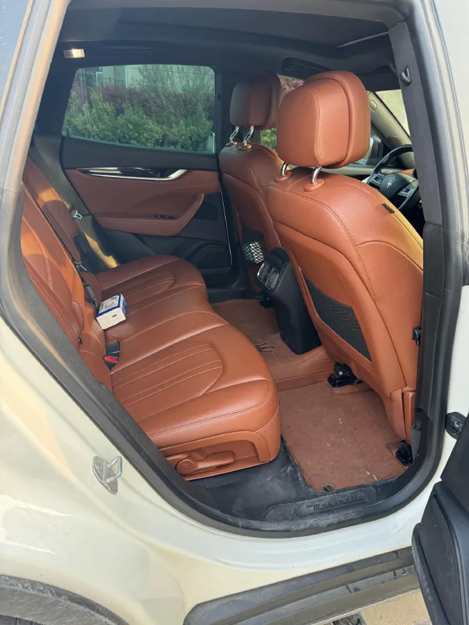 2018 Maserati Levante 3.0T 350HP V6 8AT,autocango,china used car exporter,china ev exporter,chinese used car exporter,chinese used ev exporter