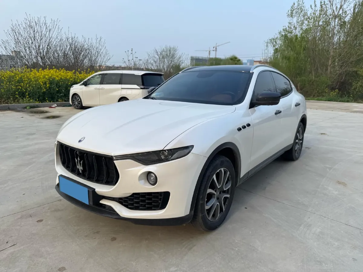 2018 Maserati Levante 3.0T 350HP V6 8AT,autocango,china used car exporter,china ev exporter,chinese used car exporter,chinese used ev exporter