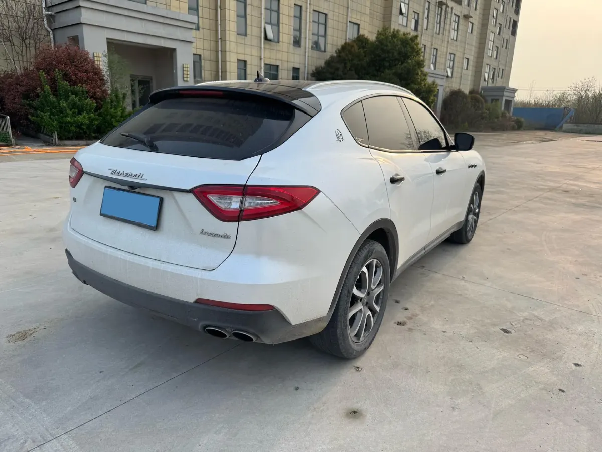 2018 Maserati Levante 3.0T 350HP V6 8AT,autocango,china used car exporter,china ev exporter,chinese used car exporter,chinese used ev exporter