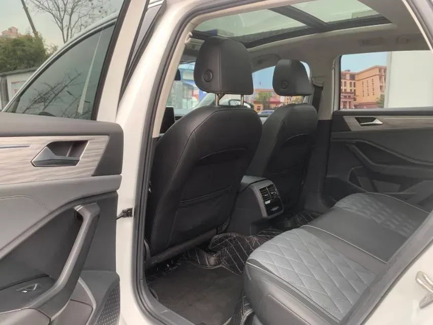 2023 Volkswagen Sagitar 1.5T 160HP L4 7DCT,autocango,china used car exporter,china ev exporter,chinese used car exporter,chinese used ev exporter