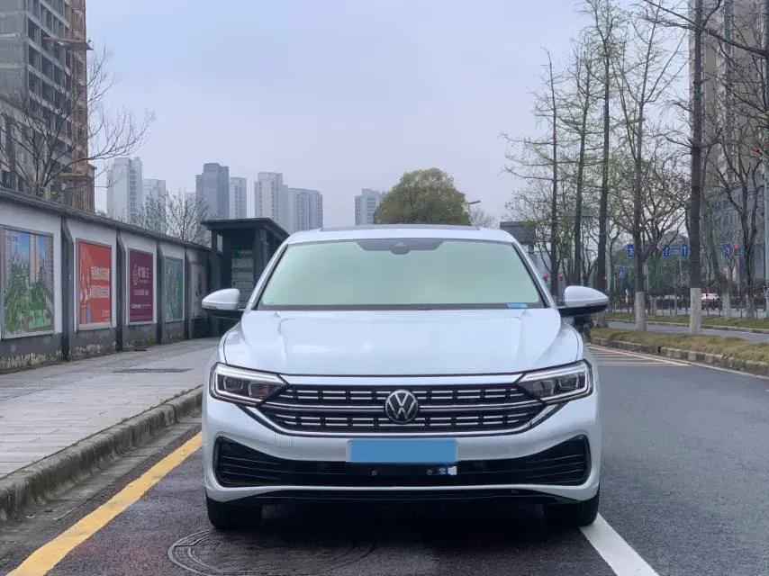 2023 Volkswagen Sagitar 1.5T 160HP L4 7DCT,autocango,china used car exporter,china ev exporter,chinese used car exporter,chinese used ev exporter