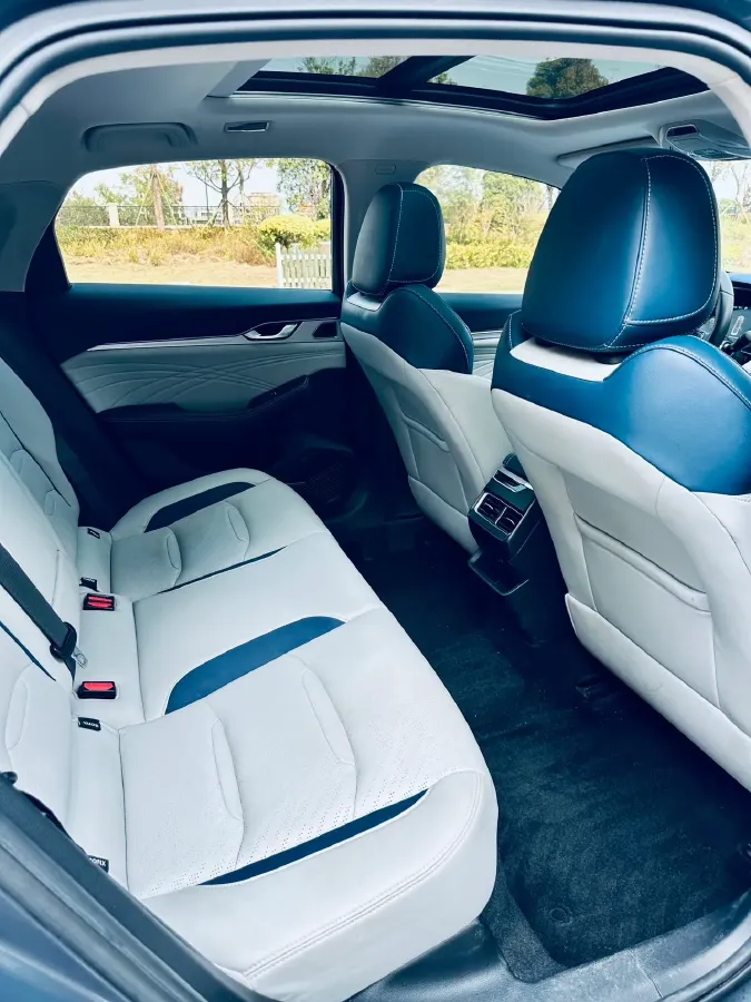 2023 Geely Preface 2.0T 190HP L4 7DCT,autocango,china used car exporter,china ev exporter,chinese used car exporter,chinese used ev exporter