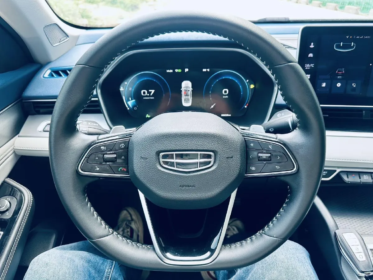 2023 Geely Preface 2.0T 190HP L4 7DCT,autocango,china used car exporter,china ev exporter,chinese used car exporter,chinese used ev exporter