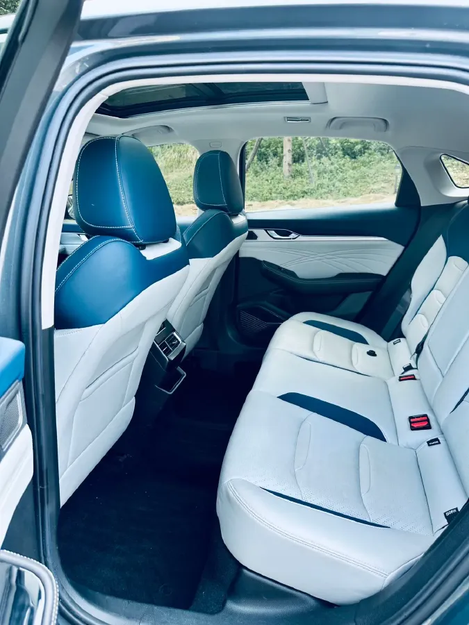 2023 Geely Preface 2.0T 190HP L4 7DCT,autocango,china used car exporter,china ev exporter,chinese used car exporter,chinese used ev exporter