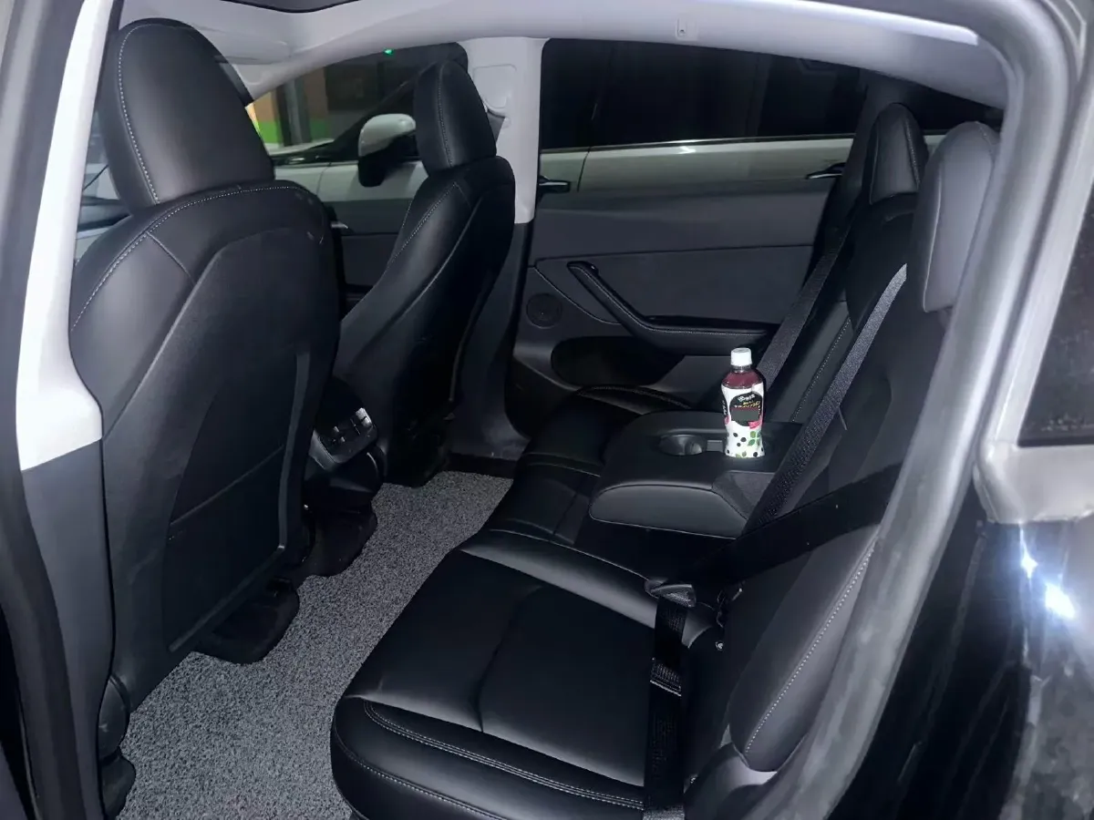 2022 Tesla Model Y BEV 60KWH,autocango,china used car exporter,china ev exporter,chinese used car exporter,chinese used ev exporter