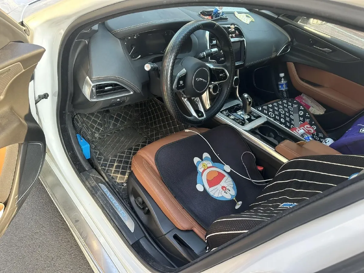 2020 Jaguar XEL 2.0T 200HP L4 8AT,autocango,china used car exporter,china ev exporter,chinese used car exporter,chinese used ev exporter