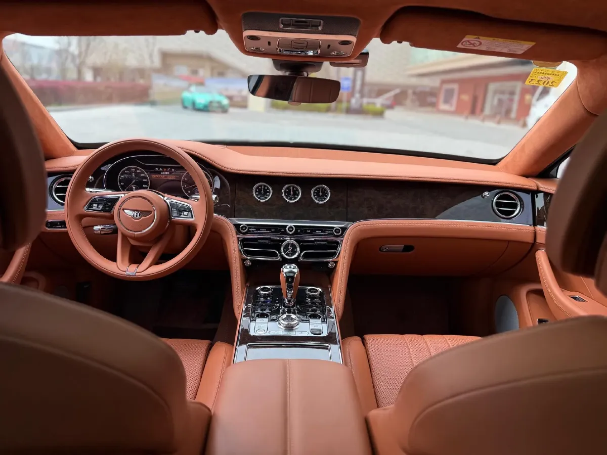 2021 Bentley Flying Spur 4.0T 550HP V8 8DCT,autocango,china used car exporter,china ev exporter,chinese used car exporter,chinese used ev exporter