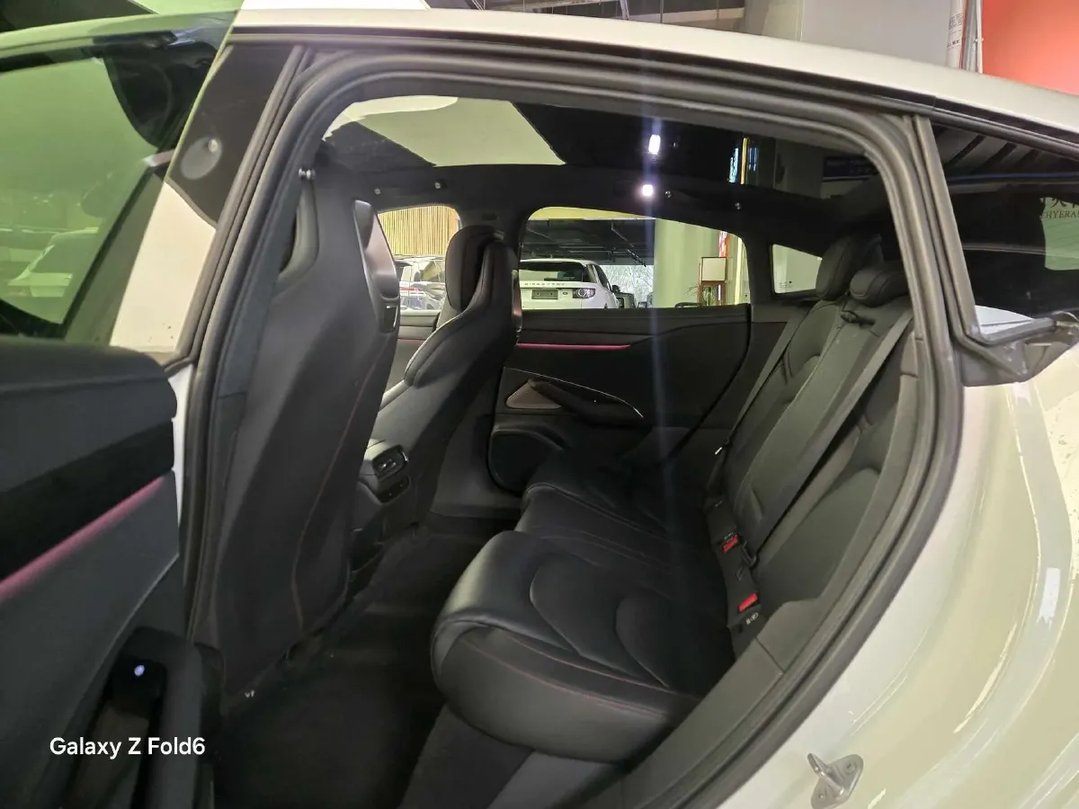 2024 MI SU7 BEV 94.3KWH,autocango,china used car exporter,china ev exporter,chinese used car exporter,chinese used ev exporter