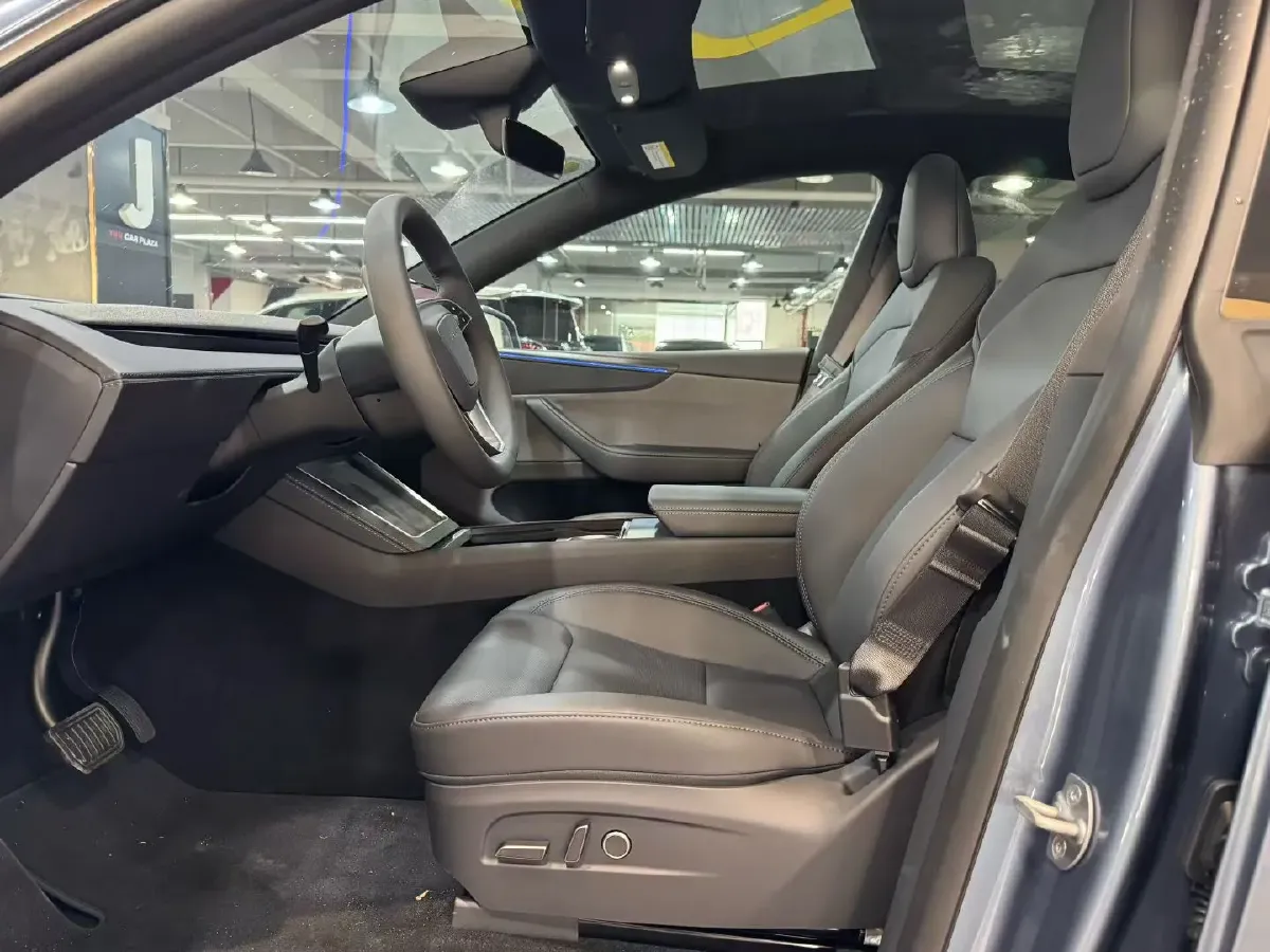 2026 Tesla Model Y BEV,autocango,china used car exporter,china ev exporter,chinese used car exporter,chinese used ev exporter