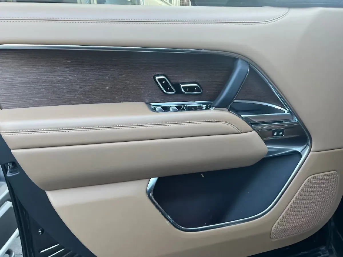 2023 Land Rover Range Rover 3.0T 360HP L6 8AT,autocango,china used car exporter,china ev exporter,chinese used car exporter,chinese used ev exporter