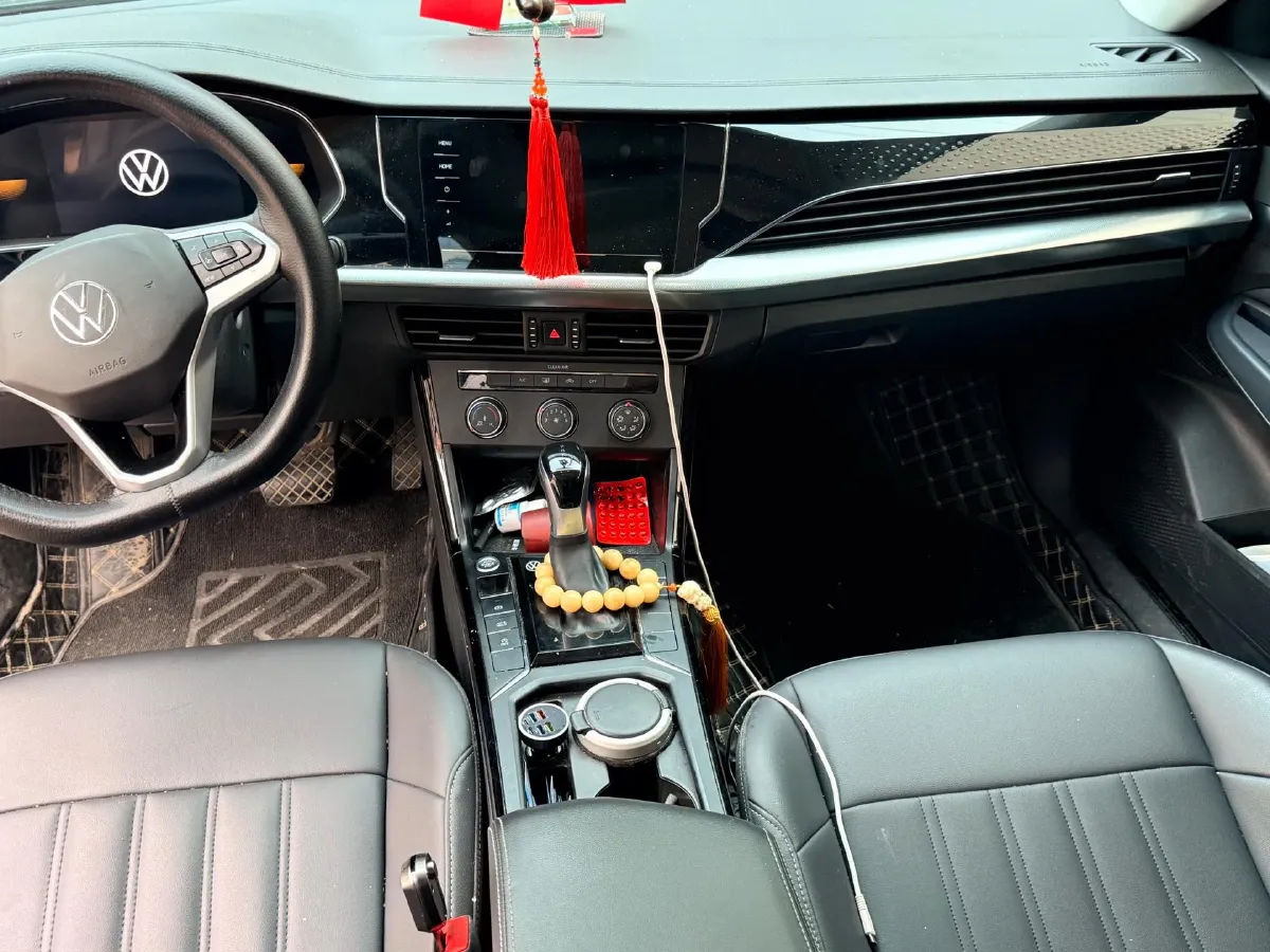 2024 Volkswagen Passat 1.4T 150HP L4 7DCT,autocango,china used car exporter,china ev exporter,chinese used car exporter,chinese used ev exporter