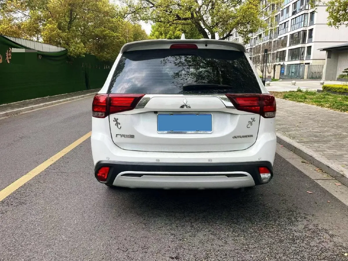 2019 Mitsubishi Outlander 2.0L 166HP L4 CVT,autocango,china used car exporter,china ev exporter,chinese used car exporter,chinese used ev exporter