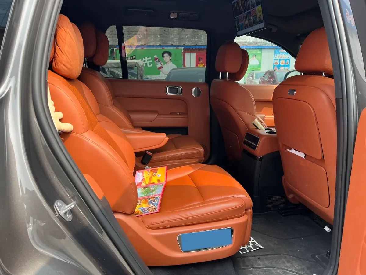 2022 Li L9 Range Extended 154HP REEV 42.6KWH,autocango,china used car exporter,china ev exporter,chinese used car exporter,chinese used ev exporter