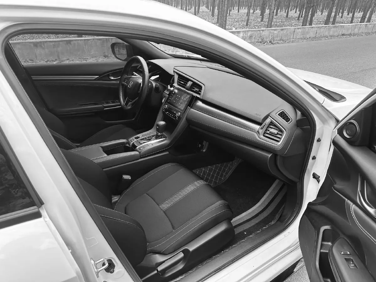 2021 Honda Civic 1.5T 177HP L4 CVT,autocango,china used car exporter,china ev exporter,chinese used car exporter,chinese used ev exporter